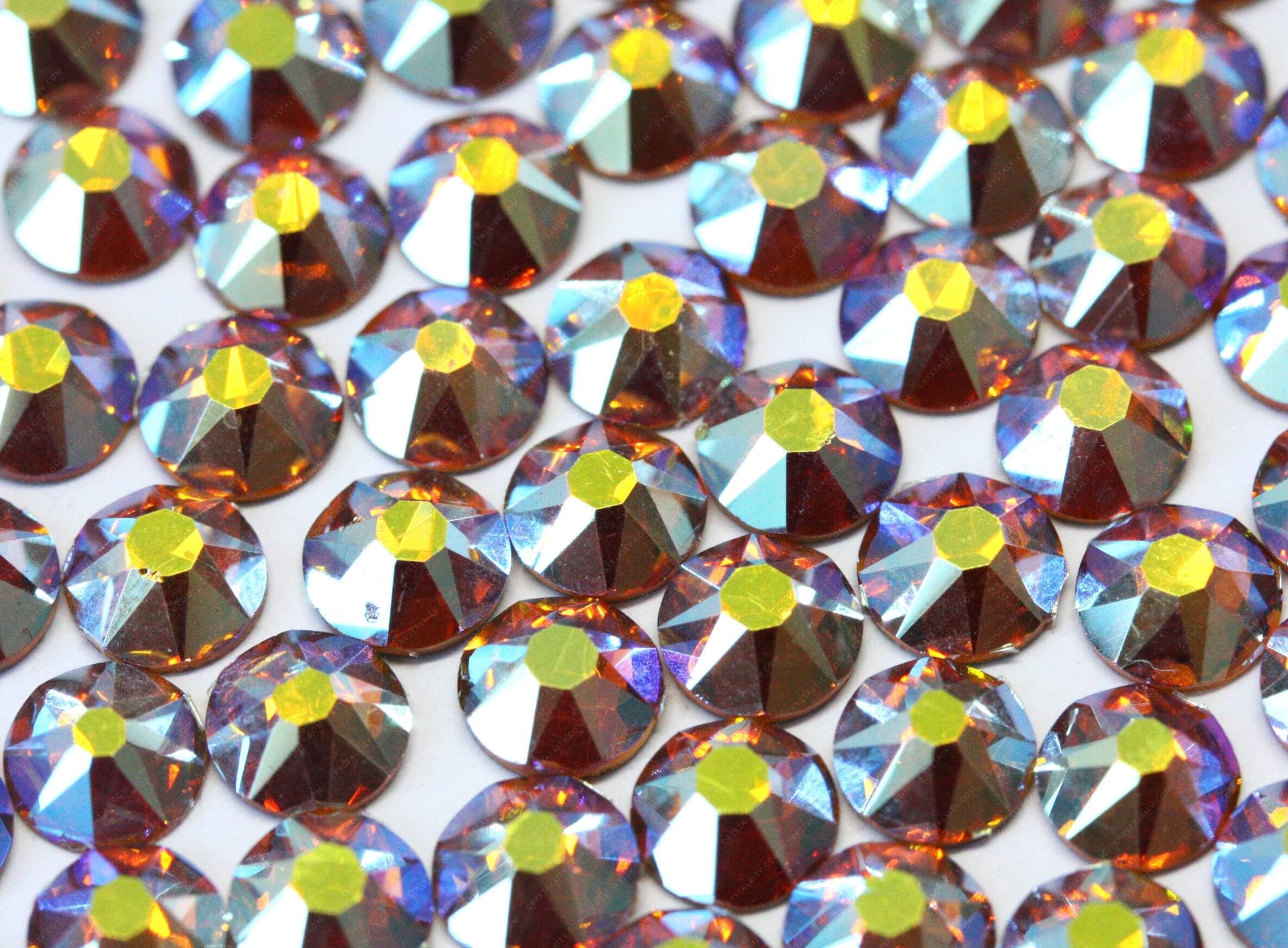 Crystalline Topaz AB* Xirius Rose 2088
